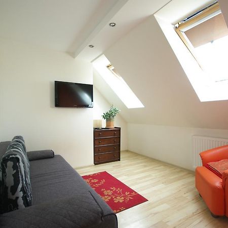 Efekt 19 Apartment Wroclaw Bagian luar foto